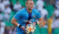 Силесен стана 5-ият холандец в историята на Валенсия