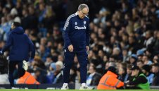 Лийдс се „разведе“ с Лудия