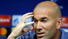 Реал Мадрид се цели в требъл - титла, купа и Шампионска лига