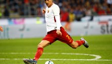 Сити и Пеп си харесаха талантливия Пелегрини от Рома