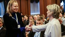 Стефка Костадинова прие загубата с високо вдигната глава