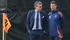 Трус в Юве! Гонят спортния директор