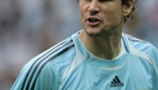 Бивш треньор на Шалке помогнал на Леман