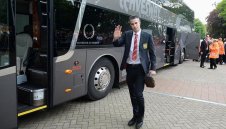 Манчестър Юнайтед иска да разкара ван Перси