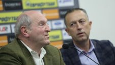 Няма кандидати да заемат мястото на Боби Михайлов в БФС