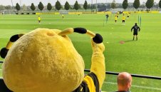 ПРОГНОЗА: Борусия Дортмунд - Айнтрахт Франкфурт