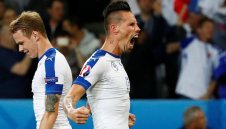 Вие решихте: Голът на Хамшик е много над другите + ВИДЕО