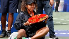 Осака триумфира в Осака