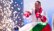 Кобрата в еуфория, но съперникът му има само две загуби