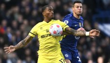 Нюкасъл набеляза Айвън Тони