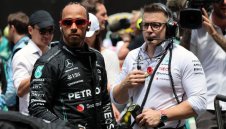 Люис Хамилтън ще има нов състезателен инженер във Ферари