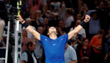 Надал се затрудни, но е на 1/4-финал в Париж