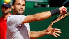 Гришо потрепери, но удари Вердаско в Барселона