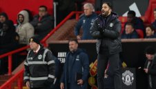 Аморим "бяга" от социалните мрежи заради дъжд от псувни