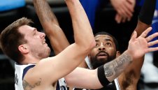 Сделката е близо! Кайри ще играе с Лука Дончич