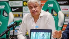 Лудогорец бие шута на Стойчо Стоев при издънка в Европа