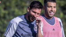 Меси в Барса? Истината лъсна!