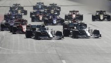 Нищо ново: Мерцедес отново с двойна победа, Ботас първи в Баку