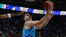 Дончич влезе в елитен клуб, латвиец счупи рекорд на Тони Кукоч