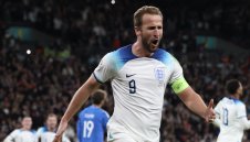 Хари Кейн подобри рекорд на Боби Чарлтън