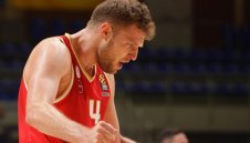 Везенков и Олимпиакос нямат спиране, 5-ата поредна победа е факт