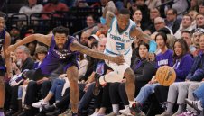 Сакраменто се изложи у дома, Саша пак не игра