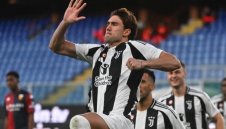 Влахович е на ниво, но никой в Юве не му помага