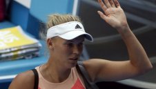Каролине Возняцки продължи с наказателната си акция на US Open