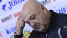 Славия ще излиза от кризата с високи заплати