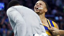 Голдън Стейт оцеля след 2 продължения