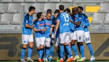 Осимен и Квара изстреляха Наполи на 16 точки пред втория