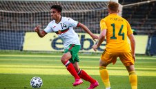 Ето какво бави трансферният удар на Левски