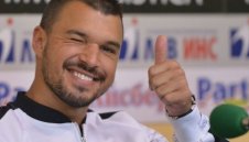 Ултрасите на Левски посрещат с аплодисменти Валери Божинов на "Герена"