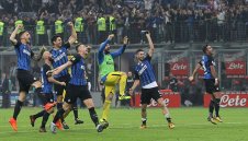 Интер ще бие Наполи в дербито от Серия "А"