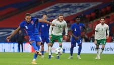 “Трите лъва” се разправиха с Ирландия