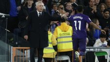 Самба на „Бернабеу“! Бразилец нокаутира "баските лъвове", Реал лети към титлата