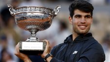 Голям! Джокович свали шапка на Алкарас