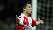 След 14 години Ван Перси пак ще играе за Фейенорд