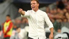 От Хофе: Байерн ни победи със симулация, това е много позорно!