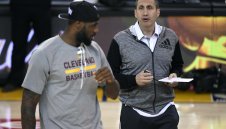 Изненада - Кливланд уволни треньора Дейвид Блат