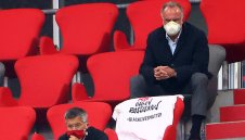 Румениге пак скочи на феновете на Байерн: Футболът не е ваш!