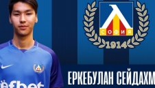 Казахстанския Меси вече създава проблеми на Левски