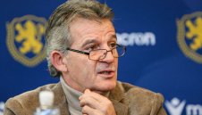 Емо Костадинов отговори на Бербатов и разкри важна новина за България