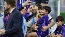 Уникалният портрет на Меси