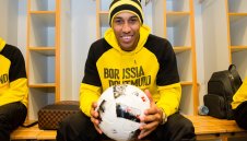 Обамеянг прилича на Кристиано Роналдо