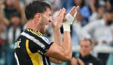 Нов договор: Юве вдига парите на Влахович