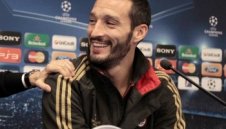 Дзамброта не се е отказал от Евро 2012