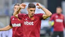 Десподов не помогна на ПАОК срещу АЕК Атина