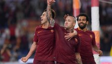 "Вълците" нахапаха "летящите магаренца" в див екшън + ВИДЕО