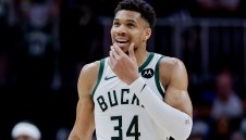 Гръцкия Чудак се размина с тежка травма в ахилеса